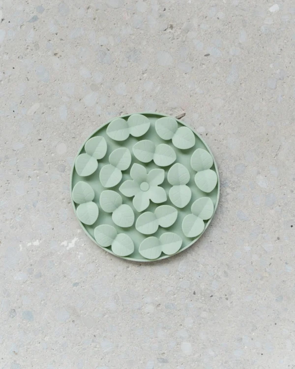 Dexypaws Sage Green Circle Enrichment Snuffle Mat